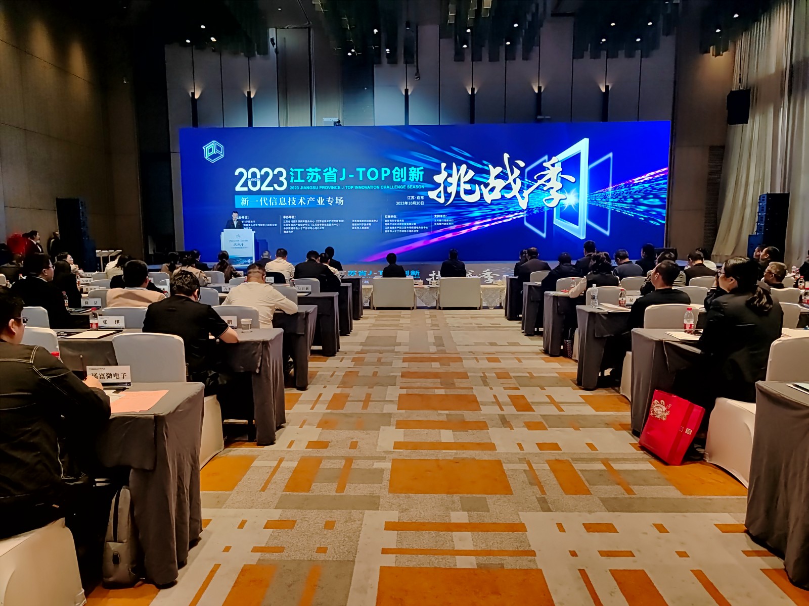 e569a9f74d0dbaafd65b26e38d612c8.jpg e569a9f74d0dbaafd65b26e38d612c8.jpg